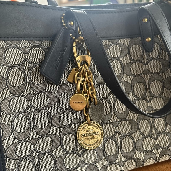 COACH Signature Jacquard Field Tote 30 Navy - Picture 2 of 11